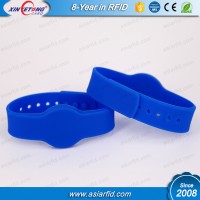 RFID Wristband Locker Key Adjustable Silicone Wristband RFID NTAG216 Smart Wristband