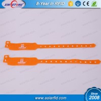 Disposable RFID PVC Wristband ISO7815 LF TK4100 Read only Wristband