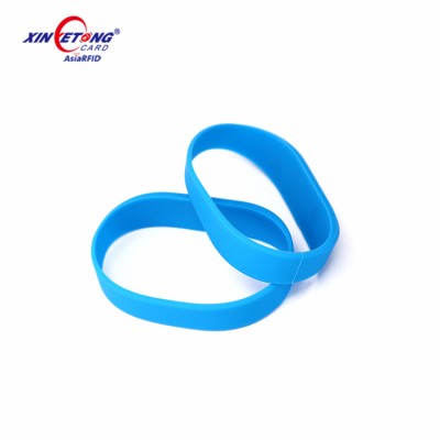 Adjustable Passive RFID Wristband price Silicone Wristband / Bracelet NFC TAG Waterproof Smart RFID Band