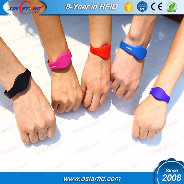 Logo Printable Silicone Wristband 125khz Hitag1256Bits Moistureproof RFID Wristband