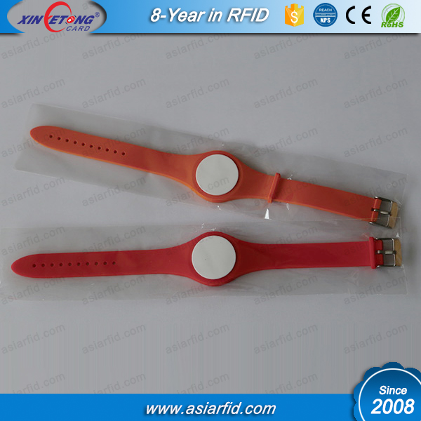 Cheap Silicone Wristband Ultralight 64Bytes RFID Wristband for Adidas